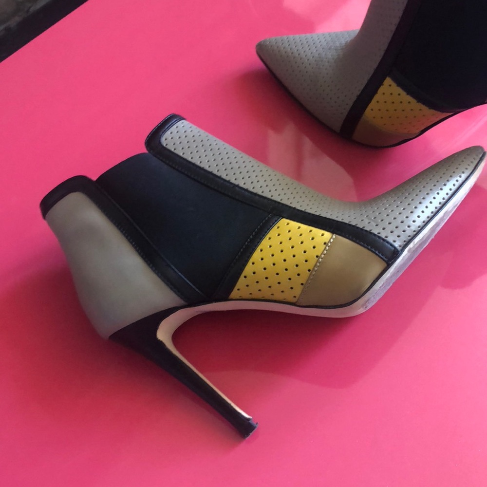 Stiletto Boots made in Italy!